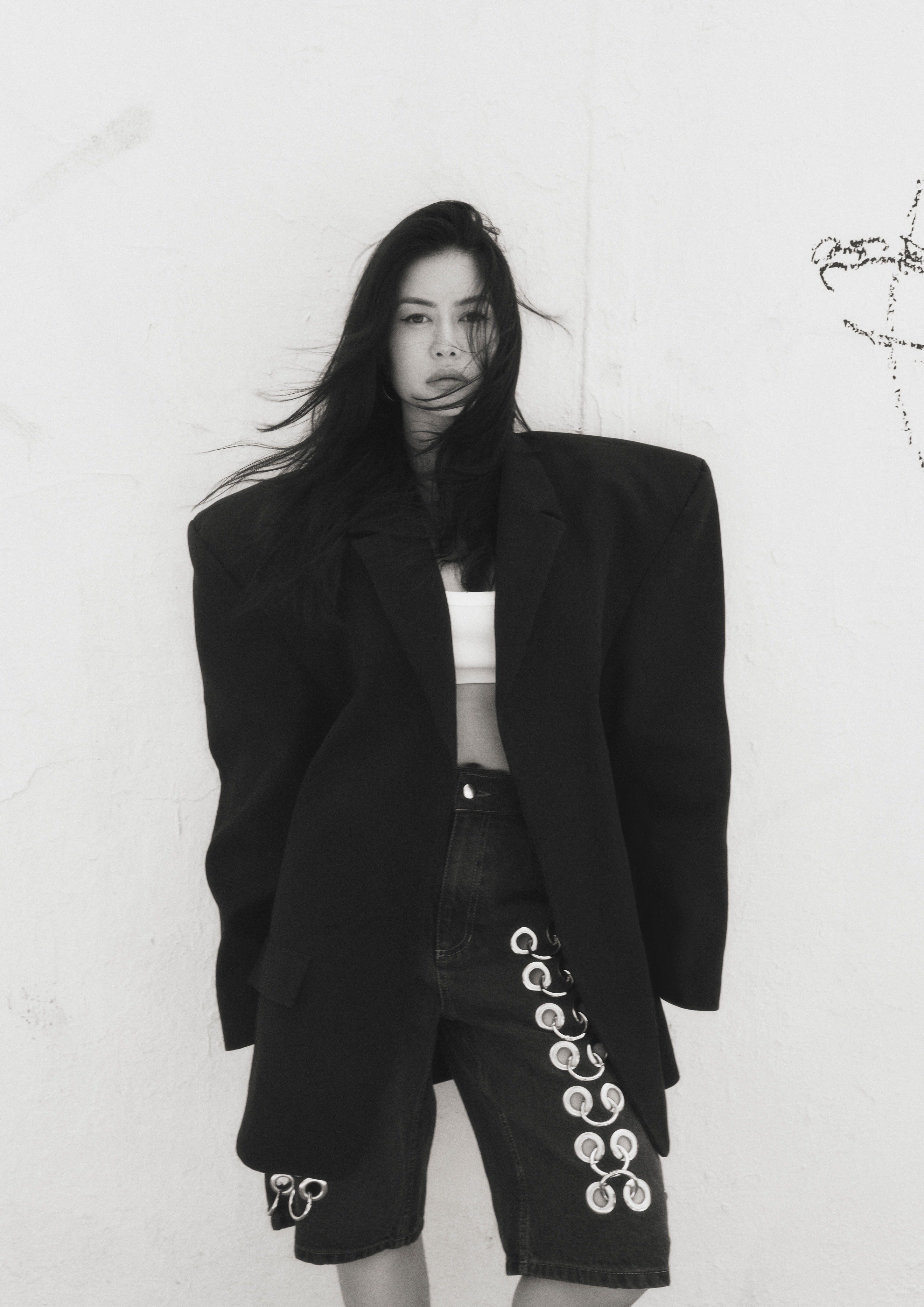KIM LEE.jpeg__PID:7625cdec-3214-4311-84b6-08300cee15f2