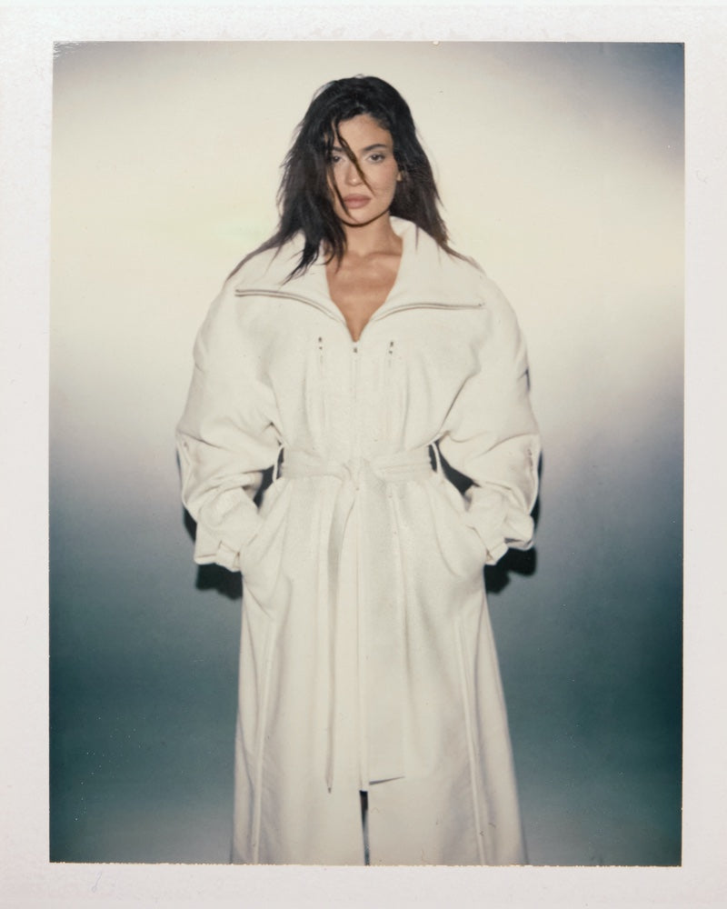 Kylie-Jenner-KHY-Namilia-Collaboration01.jpg__PID:1b50e06f-c71d-43b5-b73c-ec1891cd3475