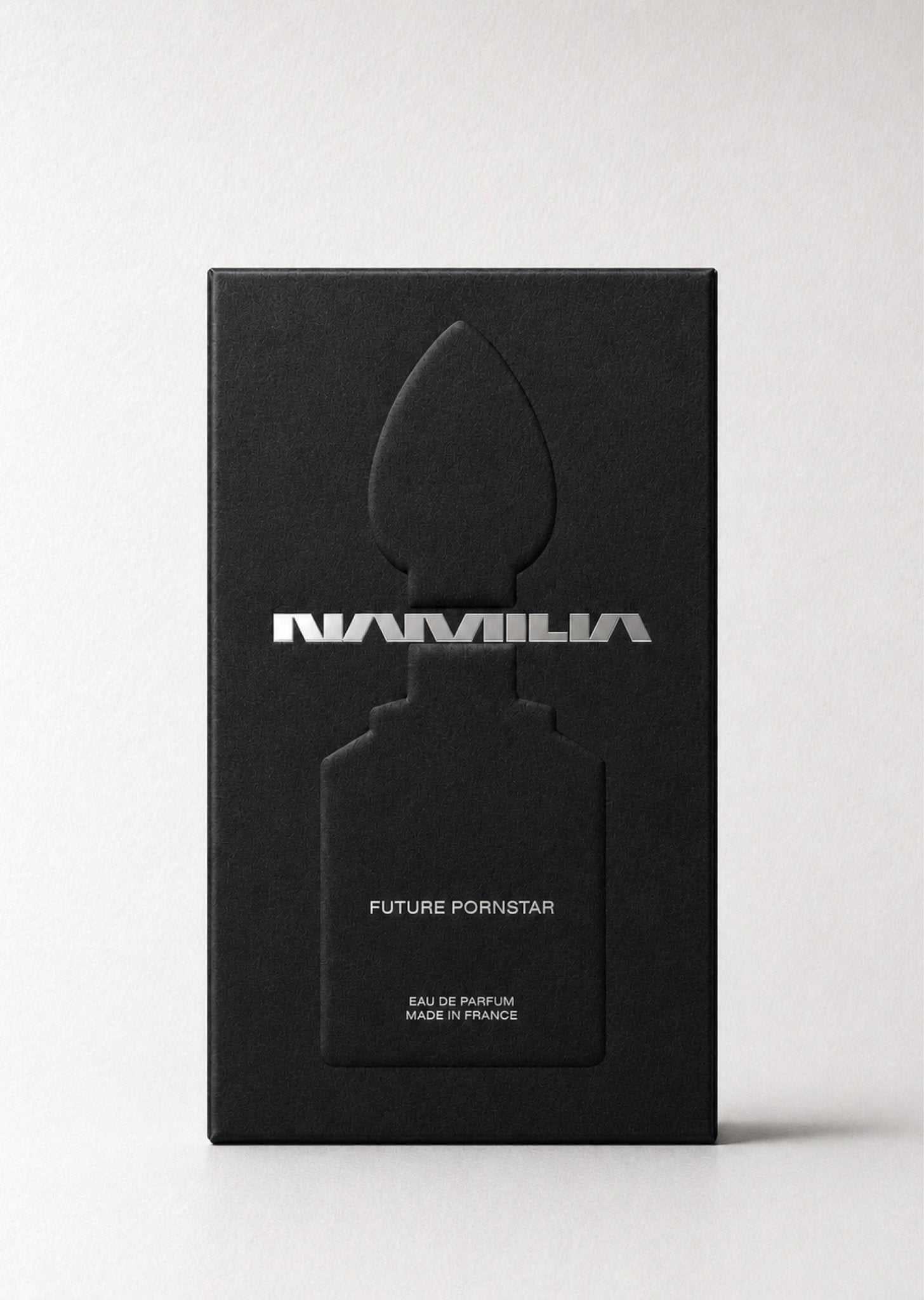 NAMILIA Parfum Future Pornstar with silver plug shaped cap 